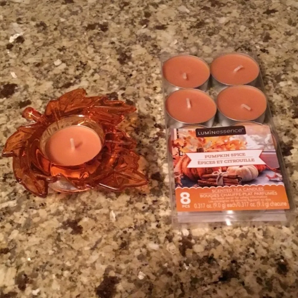 Fall Decor Leaf Tealight Holder & Pumpkin Spice candles